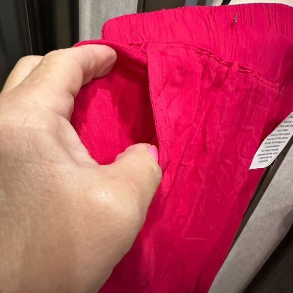 NWT Catherine's  Vibrant Pink Pleated Dress - Picture 3 of 4